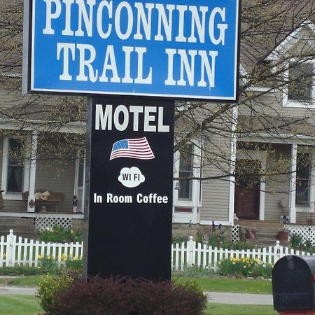 Pinconning Trail Inn Motel ภายนอก รูปภาพ