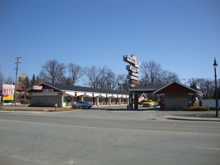 Pinconning Trail Inn Motel ภายนอก รูปภาพ