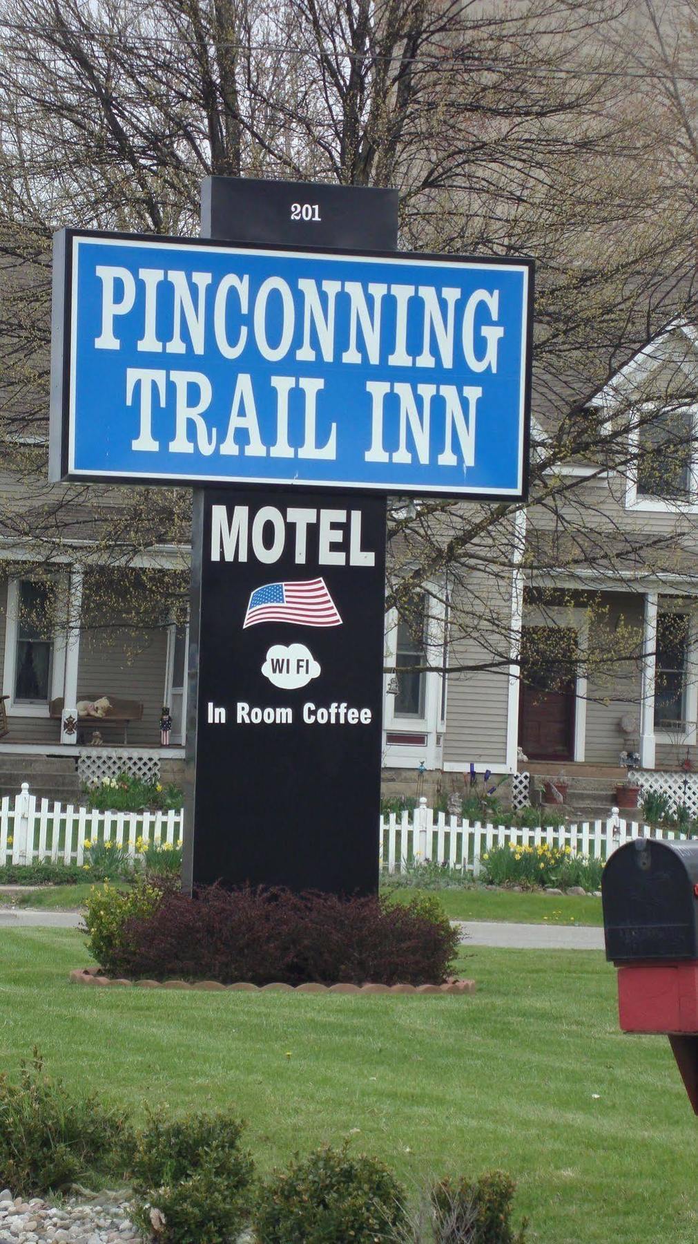 Pinconning Trail Inn Motel ภายนอก รูปภาพ